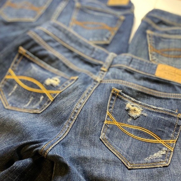 Abercrombie & Fitch, Woman’s Skinny Jeans, 00S, bundle of 3, Distressed - Picture 4 of 16